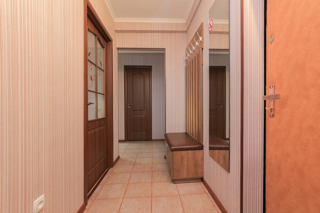 Apartment On Obolonskiy Prospect 12 Киев Экстерьер фото