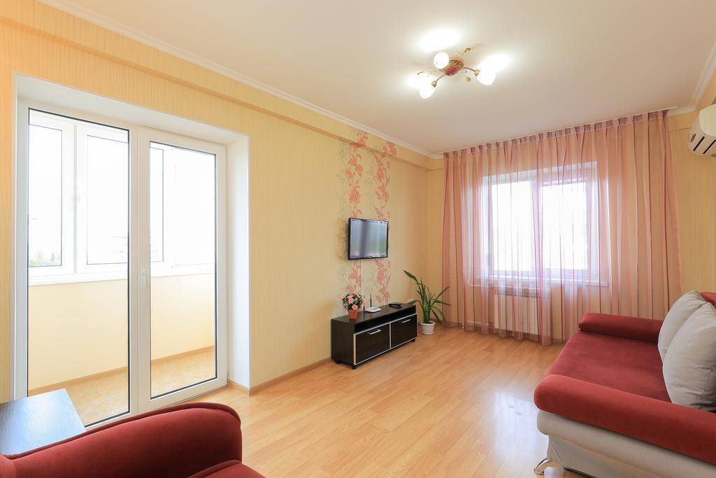 Apartment On Obolonskiy Prospect 12 Киев Экстерьер фото