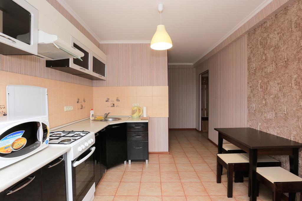 Apartment On Obolonskiy Prospect 12 Киев Экстерьер фото
